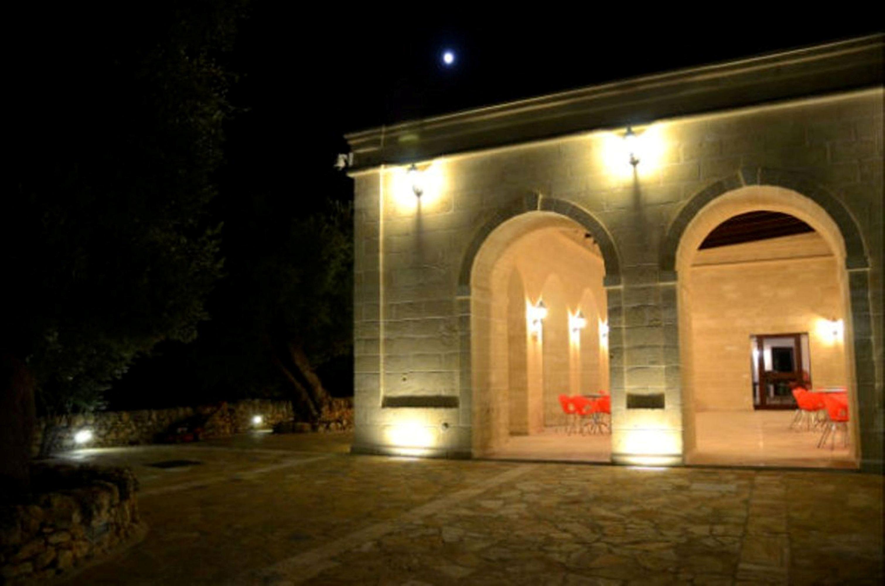 อกรีตูริสโม มาสเซเรีย ซาน เลโอนาร์โด โฮเต็ล Villa Savelletri ภายนอก รูปภาพ