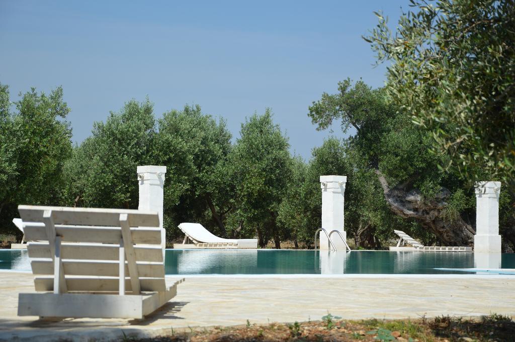 อกรีตูริสโม มาสเซเรีย ซาน เลโอนาร์โด โฮเต็ล Villa Savelletri ภายนอก รูปภาพ