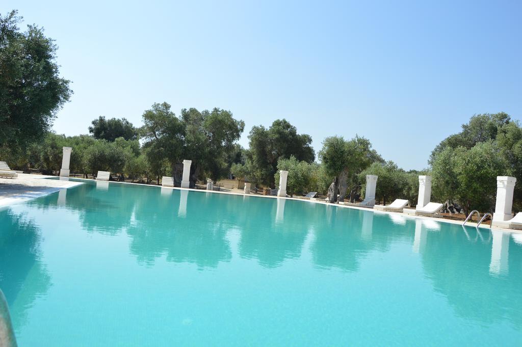 อกรีตูริสโม มาสเซเรีย ซาน เลโอนาร์โด โฮเต็ล Villa Savelletri ภายนอก รูปภาพ