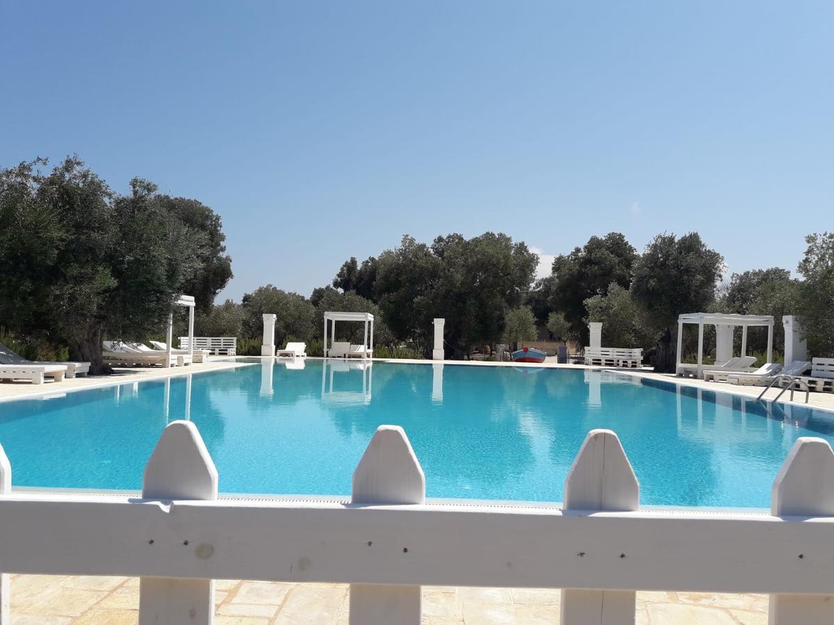 อกรีตูริสโม มาสเซเรีย ซาน เลโอนาร์โด โฮเต็ล Villa Savelletri ภายนอก รูปภาพ