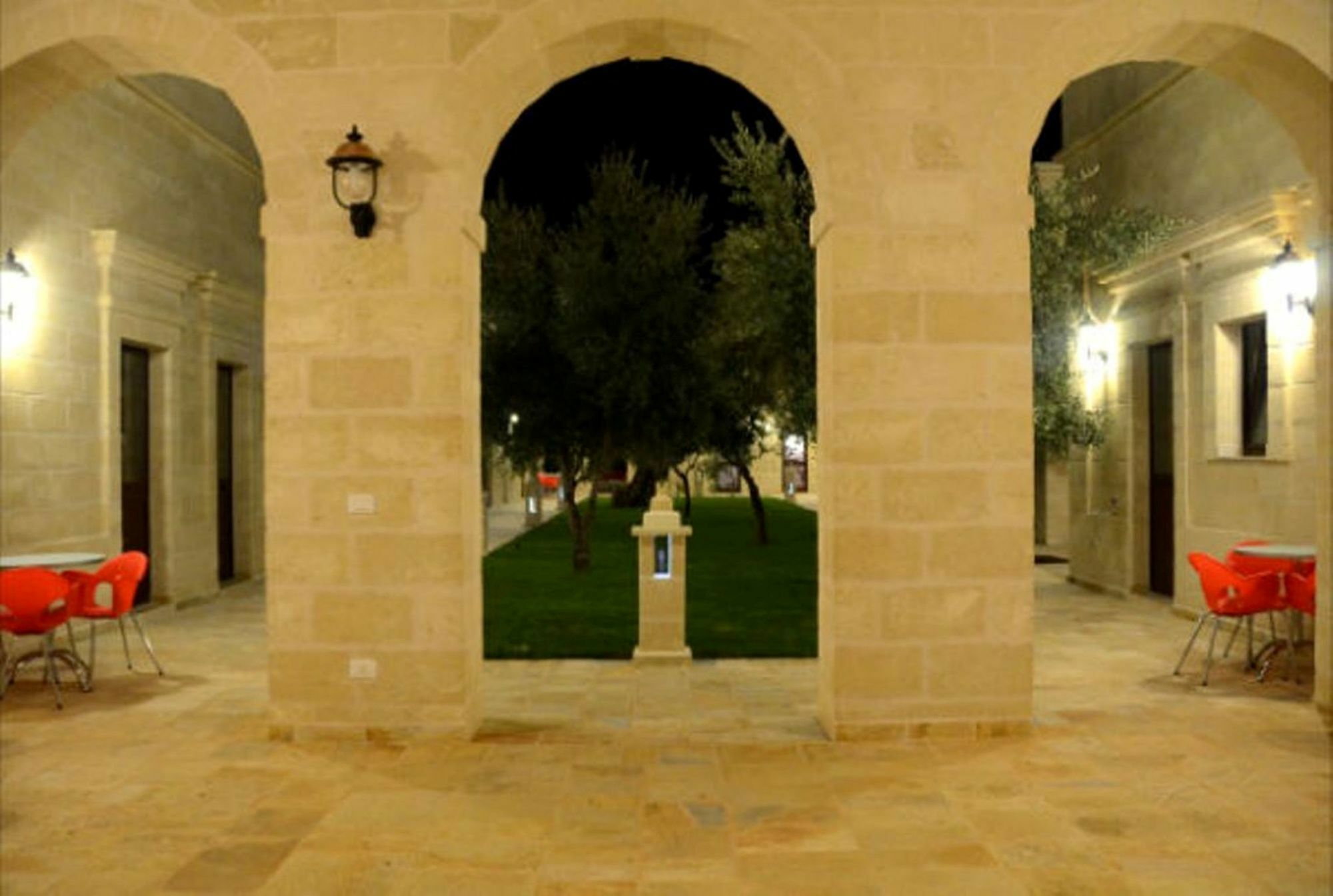 อกรีตูริสโม มาสเซเรีย ซาน เลโอนาร์โด โฮเต็ล Villa Savelletri ภายนอก รูปภาพ